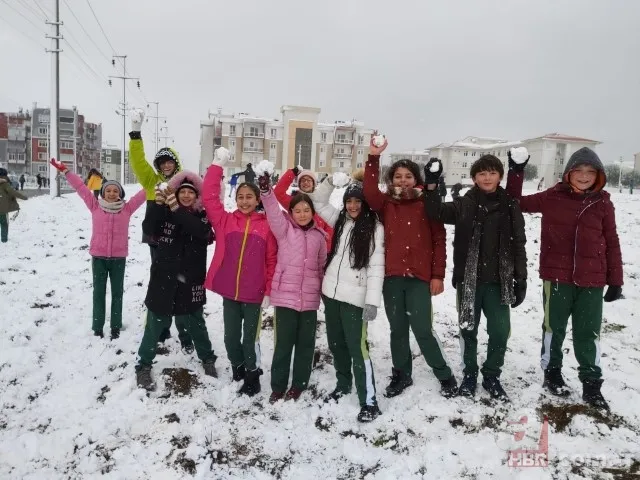 Son dakika: Eğitime kar engeli | 12 Ocak 2022 Çarşamba günü hangi illerde okullar tatil edildi? 7