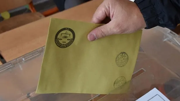 Emrah Özdemir kimdir, kaç yaşında, nereli? AK Parti Niğde Belediye başkan adayı kim oldu? MHP, CHP ve İYİ Parti adayları kimler?