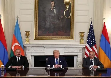 Beyaz Saray'da Aliyev ve Paşinyan barış anlaşmasını imzaladı! Trump: Kafkasya'da savaşı tamamen bitirdik