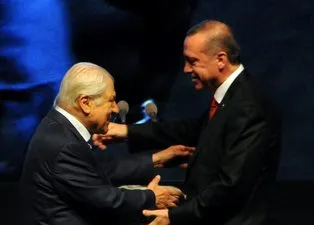 Kudüs şairi Nuri Pakdil vefat etti! Nuri Pakdil kimdir?