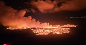 İzlanda’daki yanardağ bu yıl 7.kez patladı