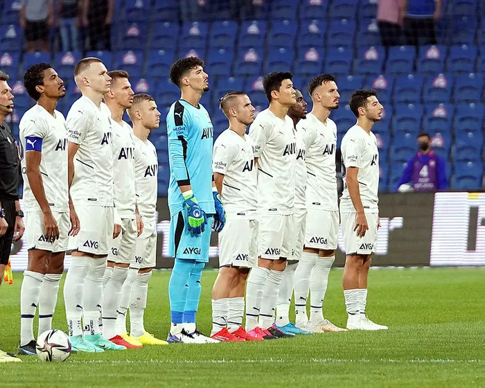 Fenerbahçe GZT Giresunspor karşısına 4 değişiklikle çıktı | Sarı-lacivertlilerde 6 oyuncu kadroda yok