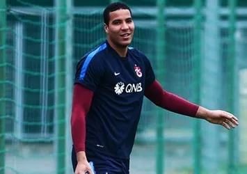 Trabzonsporlu futbolcu şehri terk etti