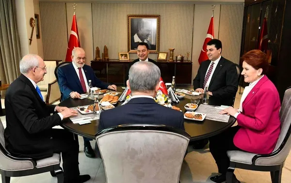 fetonun-simge-ismi-ahmet-bedirden-iyi-parti-adayi-idris-naim-sahine-ozel-dua-1681296166308.jpeg FETÖ'nün "simge ismi" Ahmet Bedir'den İYİ Parti adayı İdris Naim Şahin'e özel dua! - 1