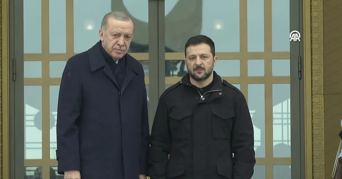 Başkan Erdoğan Ukrayna Devlet Başkanı Zelenskiy ile görüştü