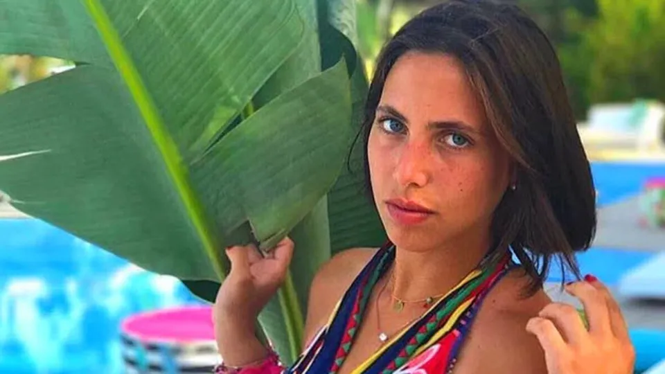 Hülya Avşar’ın kızı Zehra Çilingiroğlu estetikli haliyle şoke etti! Bambaşka biri oldu