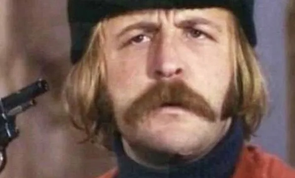 Yeşilçam'ın efsane oyuncusu Oktay Yavuz hayatını kaybetti - 1