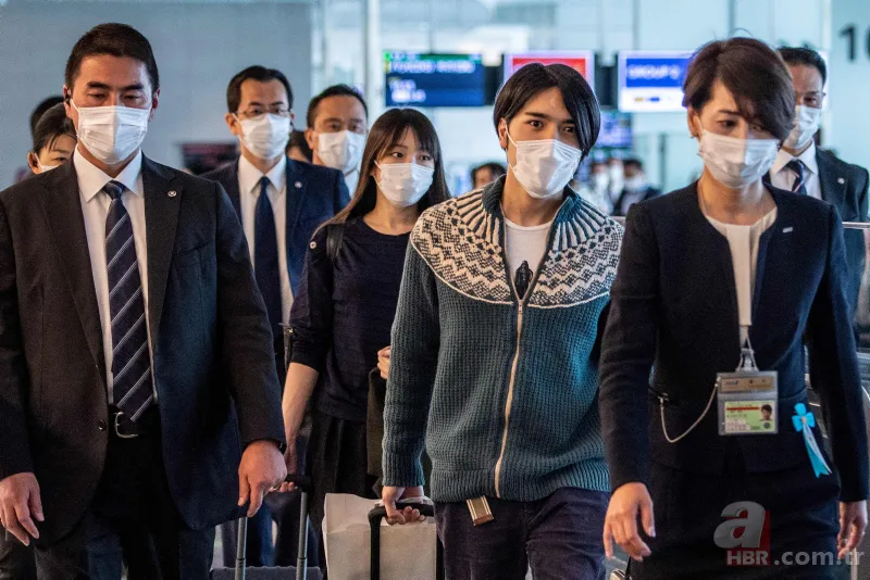 Aşkı için prenseslikten vazgeçen Mako Japonya’dan ayrıldı 13