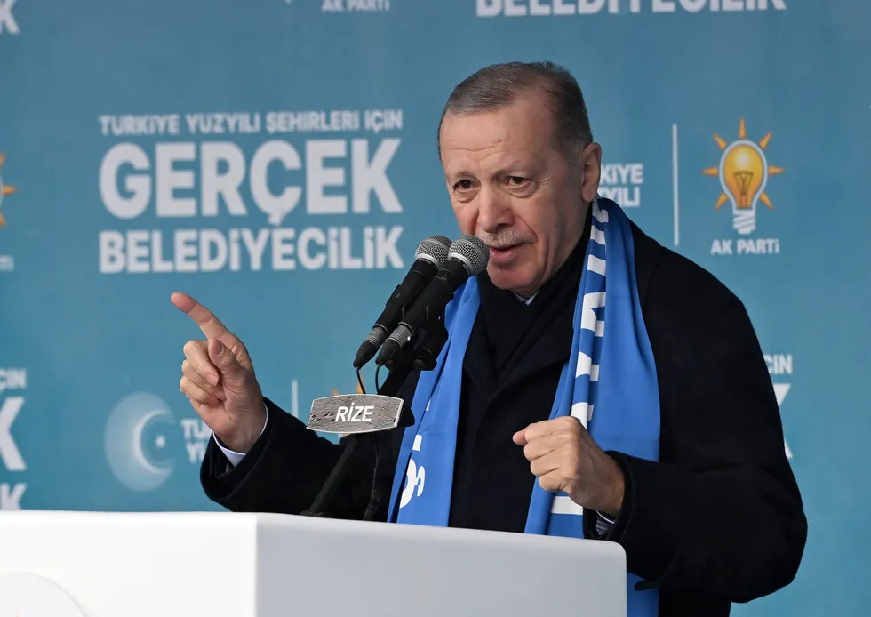 yarinin-turkiyesi-dediler-tozlu-raflara-kalktilar-6li-masanin-hazin-sonu-peki-simdi-neredeler-1785709149527.jpg "Yarının Türkiye'si" dediler, tozlu raflara kalktılar! 6'lı masanın hazin sonu: Peki şimdi neredeler? - 4