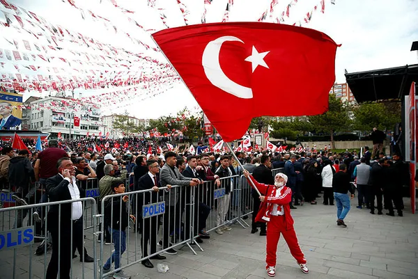 MHP lideri Devlet Bahçeli’den Yalova’da önemli açıklamalar: Türkiye’yi kumar masasında pazarlamak istiyorlar