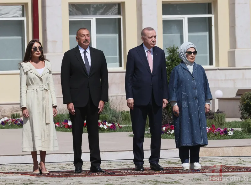 Başkan Erdoğan'dan Şuşa'ya tarihi ziyaret! Türkiye ve Azerbaycan imzaları attı 9