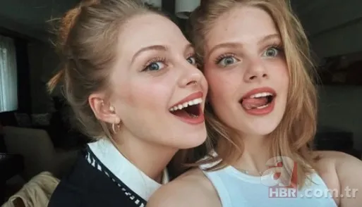 Şarkıcı Ufuk Beydemir ile evlenen oyuncu İpek Filiz Yazıcı kız kardeşiyle pozlarını paylaştı, sosyal medyayı salladı! Ayırt etmek çok zor 6