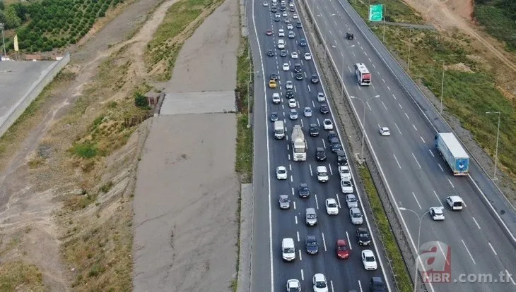 İstanbul’da bayram öncesi trafik yoğunluğu! Havadan böyle görüntülendi