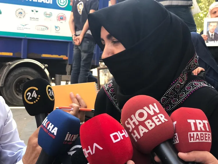 Diyarbakır'da evlat nöbeti tutan aile sayısı 35 oldu - 2