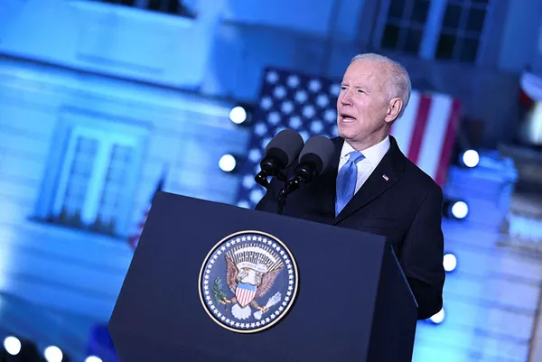 abd-baskani-joe-bidendan-polonyada-onemli-aciklamalar-rus-ekonomisini-kalbinden-vurduk-1648317226188.jpg ABD Başkanı Joe Biden'dan Polonya'da önemli açıklamalar! Rus ekonomisini kalbinden vurduk - 1
