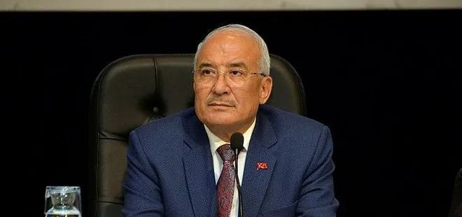 MHP’li Mersin Büyükşehir Belediye Başkanı istifa etti