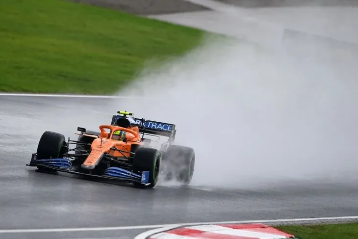 Formula 1 İstanbul GP’ye yağmur engeli! Pilotlar pistte duramadı