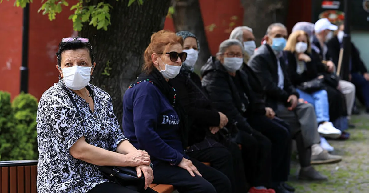 Üç ilde 65 yaş üzerine Kovid-19 tedbirleri kapsamında kısıtlama getirildi