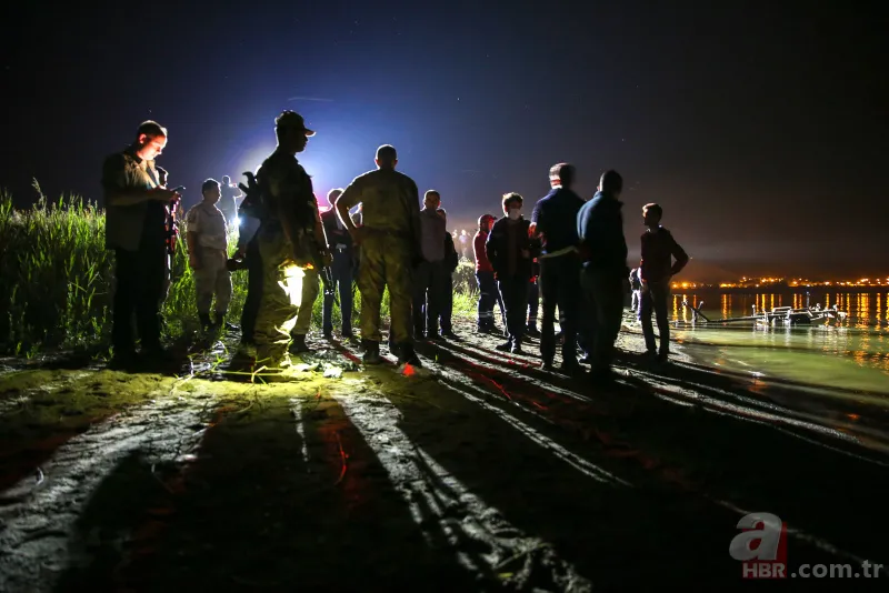 Van'da keşif uçağı düştü! Olay yerinden görüntüler... 12