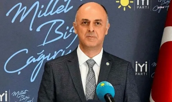 CHP’ye ilk kurşunu İzmir’de sıktı! İYİ Parti’de Meral Akşener İzmir Büyükşehir Belediye Başkan adayı olarak Ümit Özlale’yi açıkladı