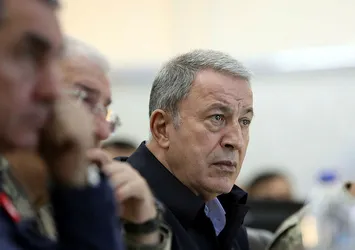 Bakan Akar Iraklı mevkidaşıyla görüştü