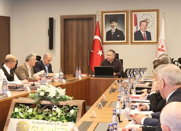 Güvenlik, İstihbarat ve Koordinasyon Toplantısı gerçekleştirildi: ‘Terör ve iş birlikçileriyle mücadele’ mesajı