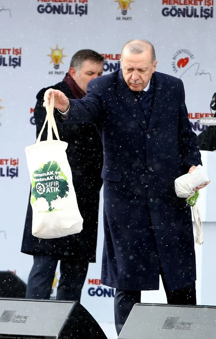 Başkan Erdoğan'a Erzurum'da sıcak karşılama