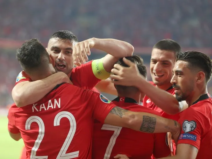 Fransız basını Türkiye’ye övgüler yağdırdı