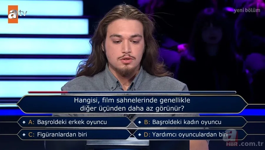 Galatasaray taraftarlarını ekrana kilitleyen anlar! Milyoner'e UEFA Süper Kupası sorusu damga vurdu | Joker kullandı 10