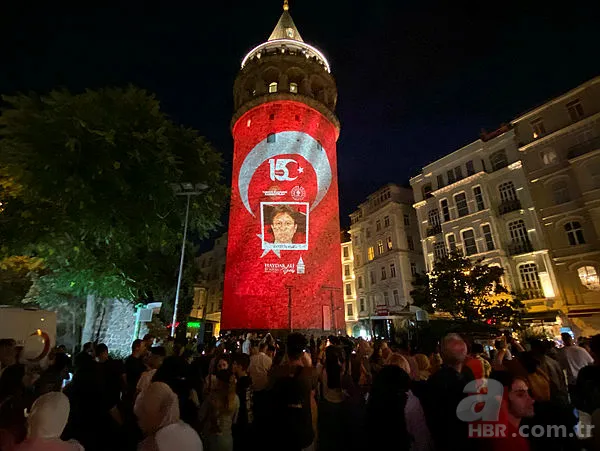 15 Temmuz kahramanları yad ediliyor! Haydarpaşa Gar Binası ve Galata Kulesi'nde mapping gösterileri... 14