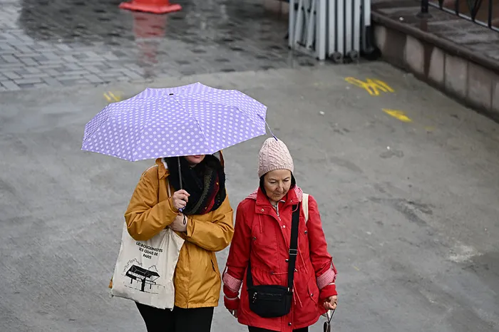 yeni-soguk-hava-dalgasi-yurda-giris-yapti-meteoroloji-uyardi-1735365384084.jpeg Meteoroloji'den birçok ile kar ve sağanak yağışı uyarısı (AA)