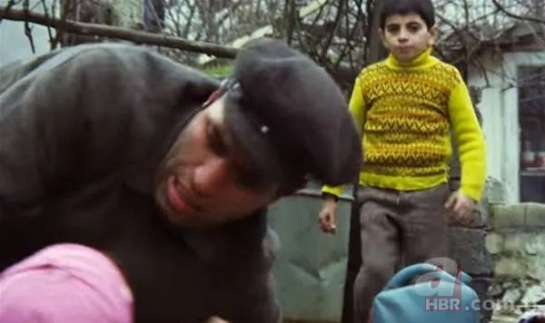 Kemal Sunal’ın unutulmaz filmi Çöpçüler Kralı’ndaki Hacer’in küçük kardeşi son haliyle şaşırttı