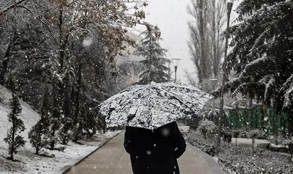 Meteoroloji’den flaş İstanbul uyarısı! Kar yağacak iller açıklandı! Cuma günü hava nasıl olacak?