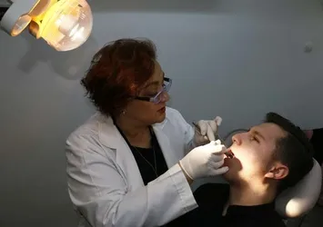 Ağız kanserine karşı 'Türk fırçası'yla mücadele