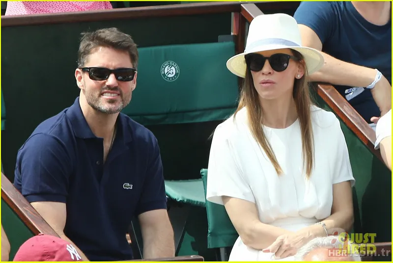 Ünlü oyuncudan müjdeli haber! Hilary Swank 48 yaşında ilk kez anne olacak! İkizler geliyor 4