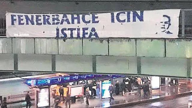 Fenerbahçe Ultras üyelerinden Aziz Yıldırım’a istifa şoku! - 1