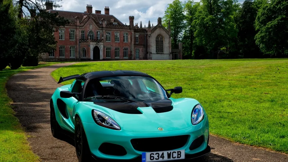 2017 Lotus Elise Cup 250