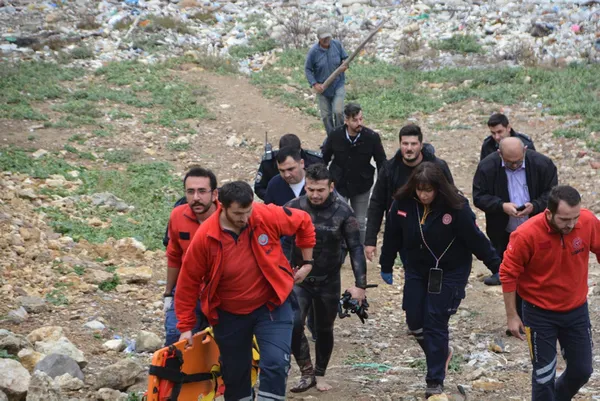 balik-avlamak-isterken-denize-dustu-6-saat-suda-mahsur-kaldi-1697543913405.jpg Balık avlamak isterken denize düştü: 6 saat suda mahsur kaldı - 4