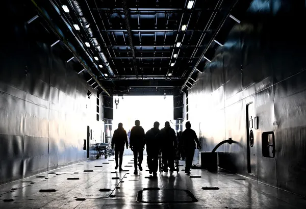 Dev yüzer hastane milletin hizmetinde!