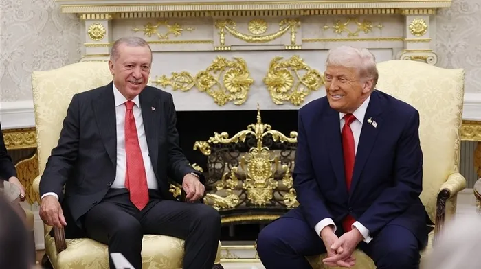 baskan-erdogantrump-gorusmesi-yarin-masada-gazze-ukrayna-ve-venezuela-var-1767536046115.jpg Başkan Erdoğan ve ABD Başkanı Trump Beyaz Saray'da (AA)