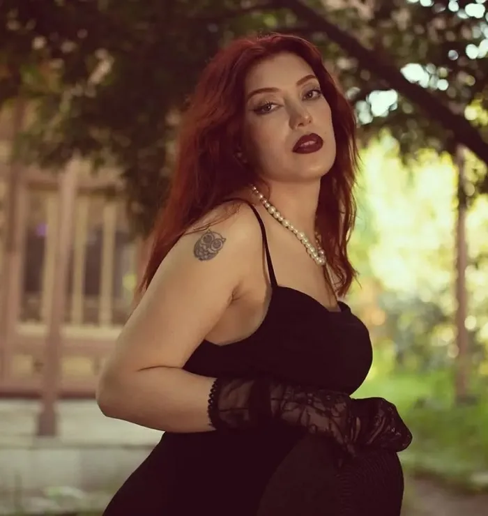 unlu-oyuncuya-santaj-soku-evini-bile-degistirdi-seni-oldurur-keserim-1764653396601.jpg Kaynak: Instagram