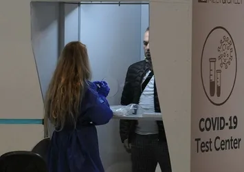 Sağlık Bakanlığı'ndan 81 il valiliğine yazı! Koronavirüs test fiyatları...