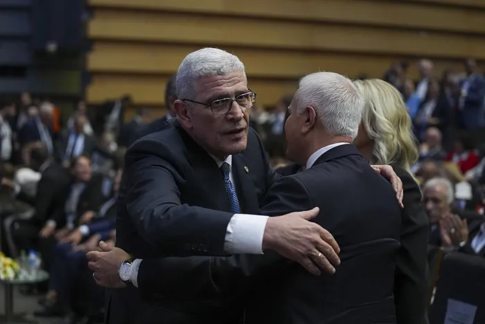 İYİ Parti’de karar verildi: Müsavat Dervişoğlu yeni genel başkan oldu | Başkan Erdoğan’dan tebrik telefonu