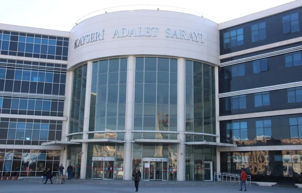 Düğün gecesi ölen uzman çavuşun eşi beraat etti - 1