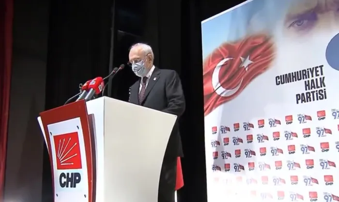 Yeniden Refah Partisi’nden CHP’ye Erbakan tepkisi: Erbakan Hocamızın adı ağzına bile yakışmıyor