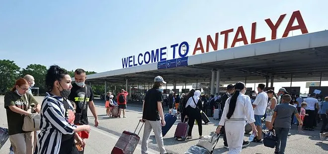 8 günde 120 bin Rus turist geldi! Antalya ilk sırada