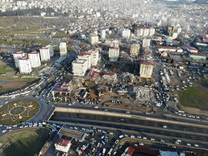 A Haber drone kamerasından DEPREM bölgesi! Facianın boyutunu gözler önüne seren dehşet verici görüntüler