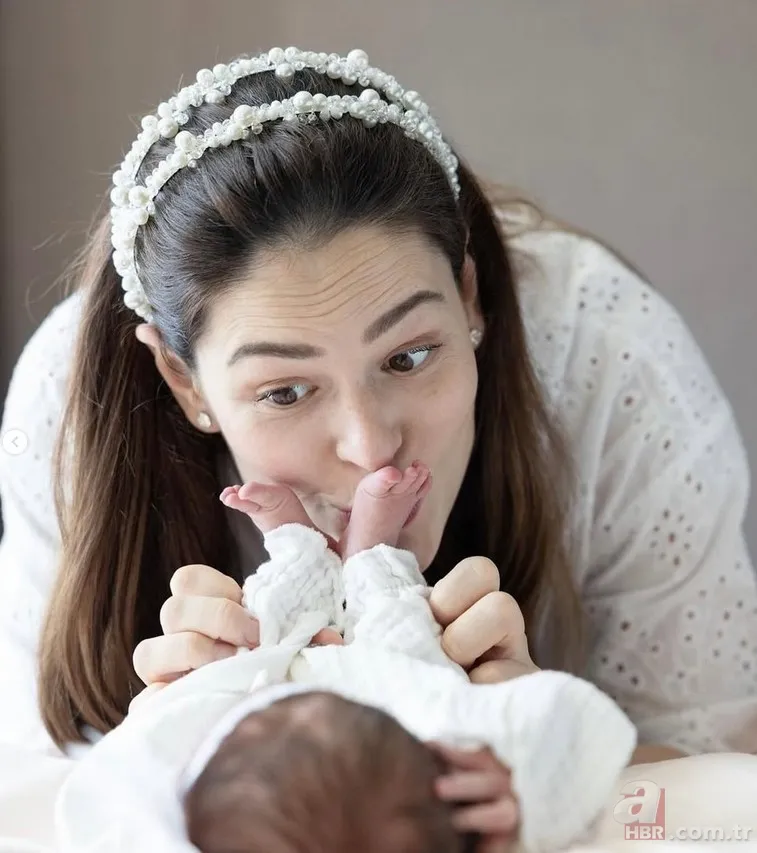 Güzelliğini görenler annesine benzetiyor! Yıldız Çağrı Atiksoy minik kızıyla paylaştı 3