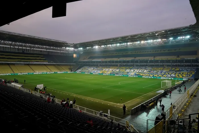 Fenerbahçe taraftarından dev pankart - 1