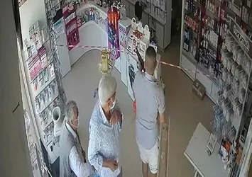 Eczanede pompalı dehşeti kamerada